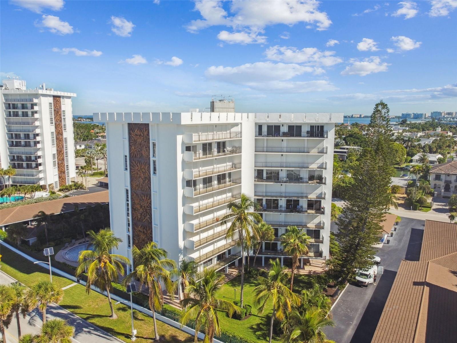 ST ARMAND TOWERS - Residential Lease