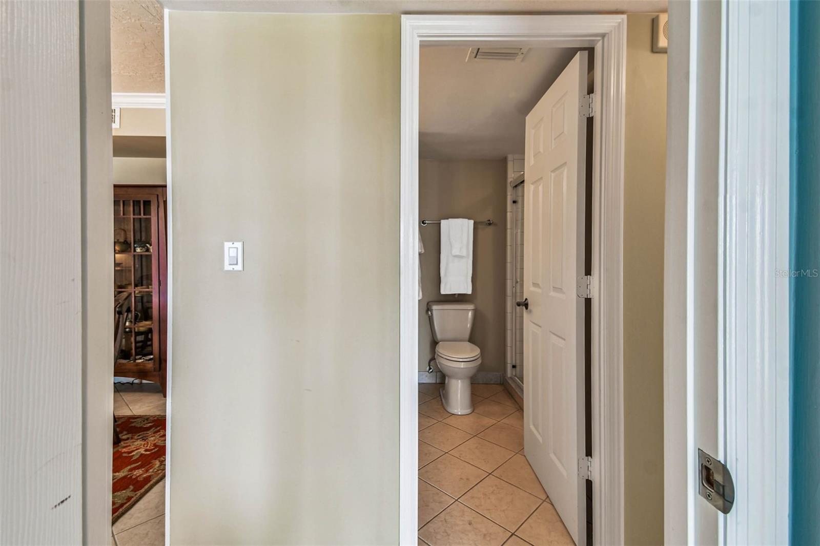 ST ARMAND TOWERS - Residential Lease