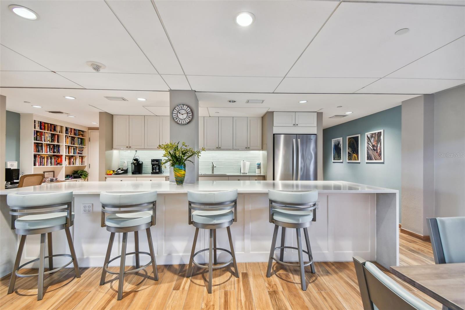 ST ARMAND TOWERS - Residential Lease