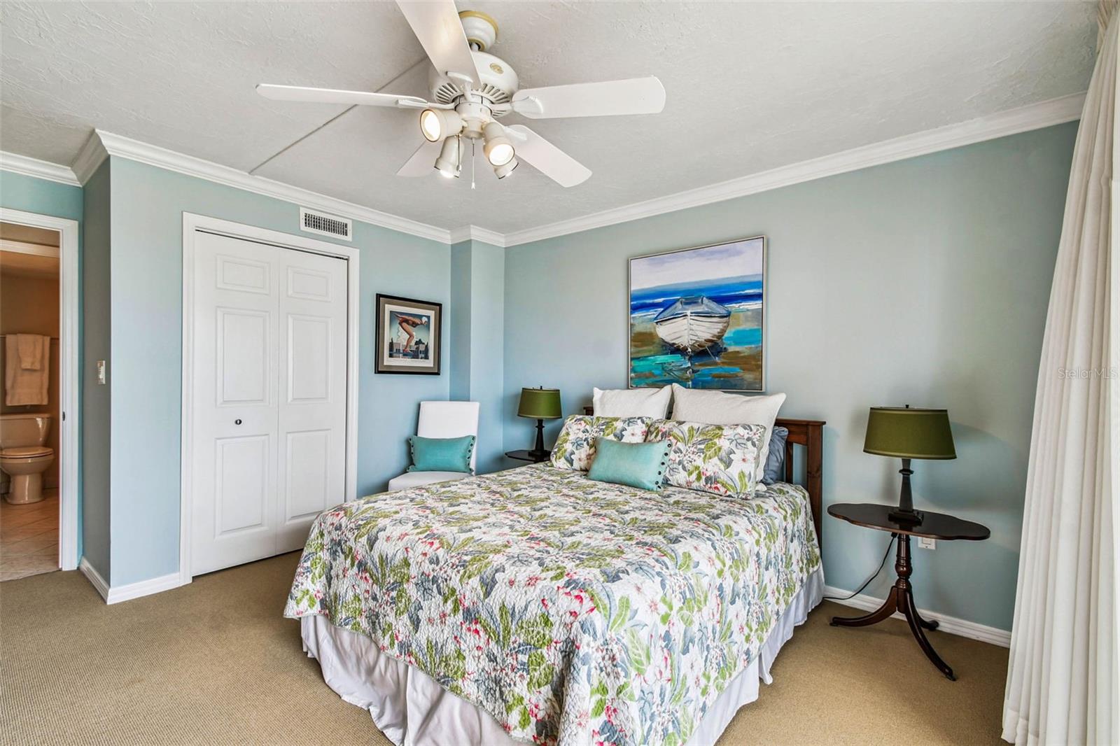 ST ARMAND TOWERS - Residential Lease