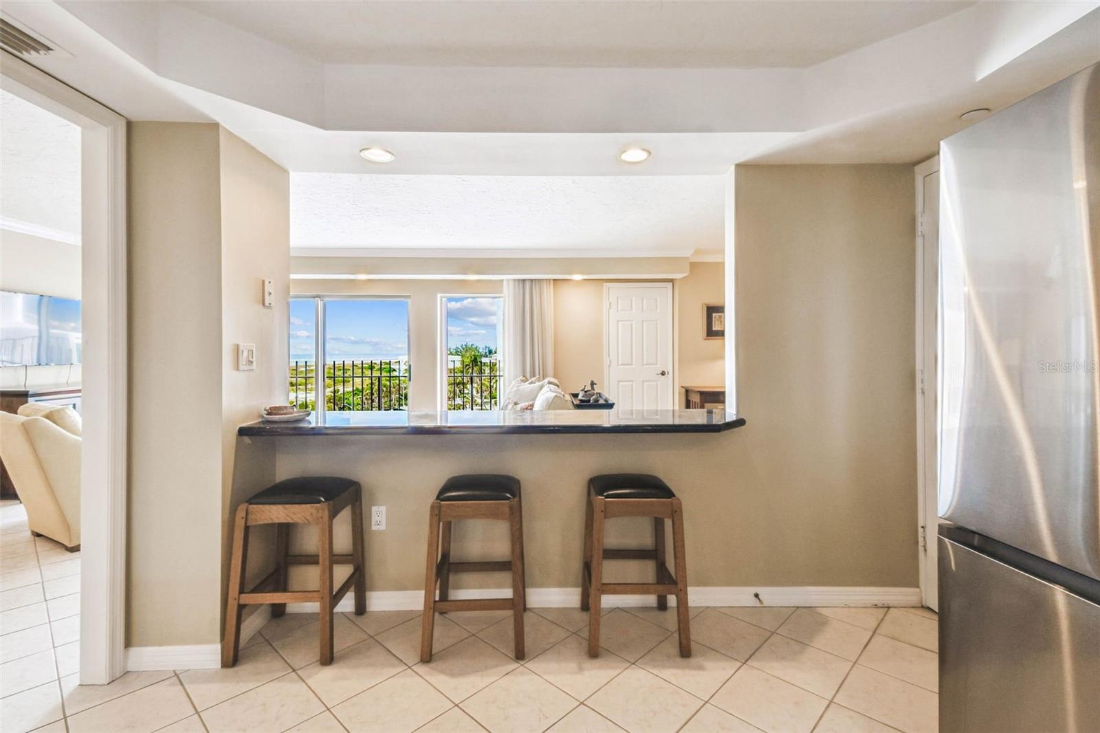 ST ARMAND TOWERS - Residential Lease