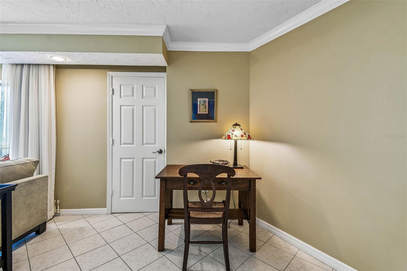 ST ARMAND TOWERS - Residential Lease