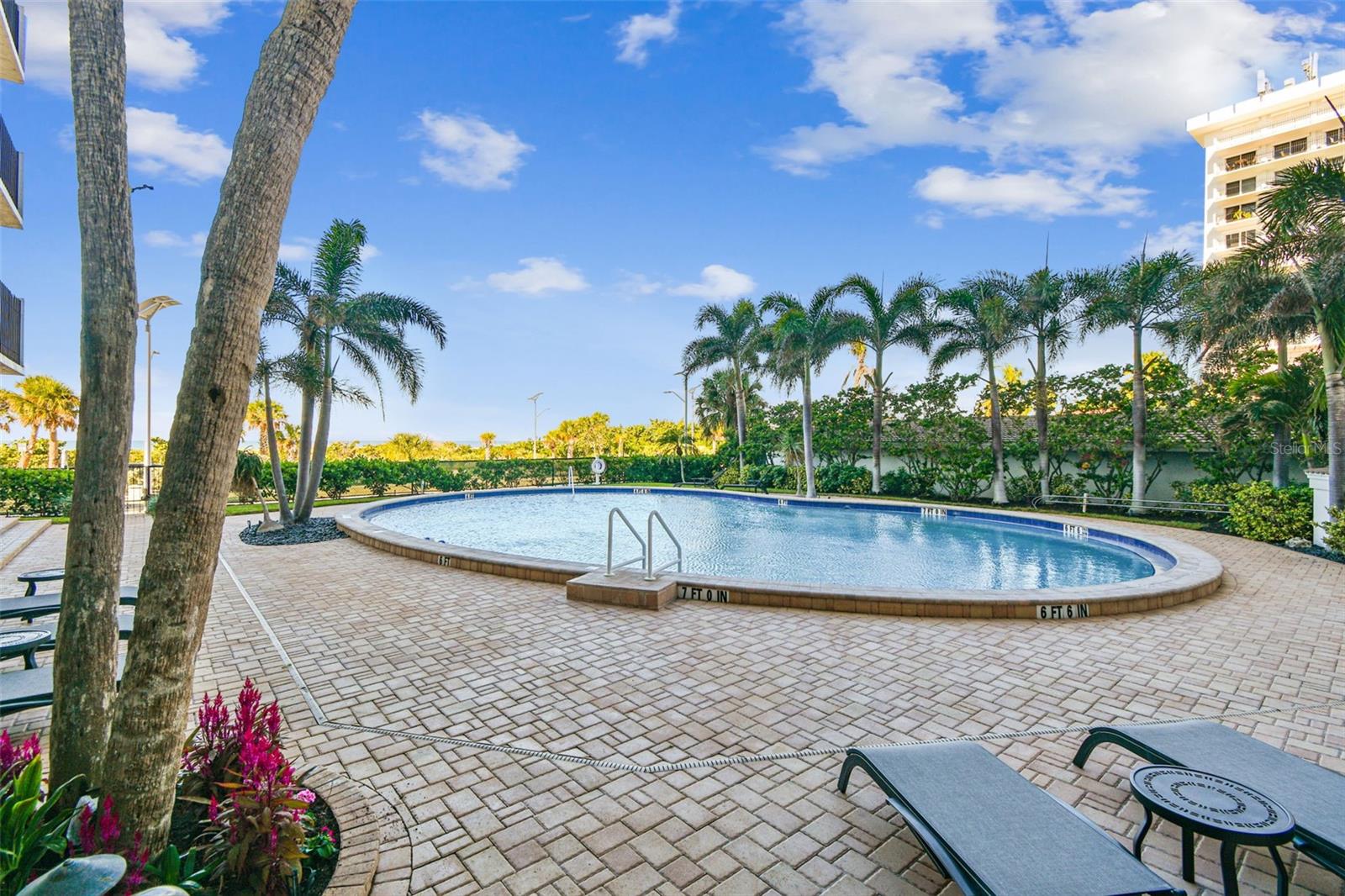 ST ARMAND TOWERS - Residential Lease