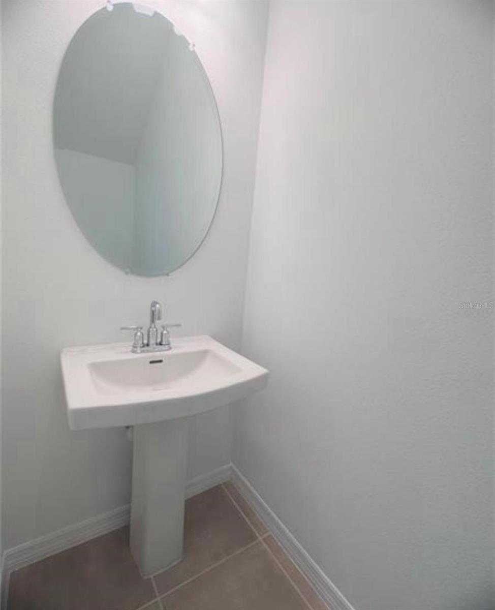 REEDY RESERVE PH 3 - Residential Lease