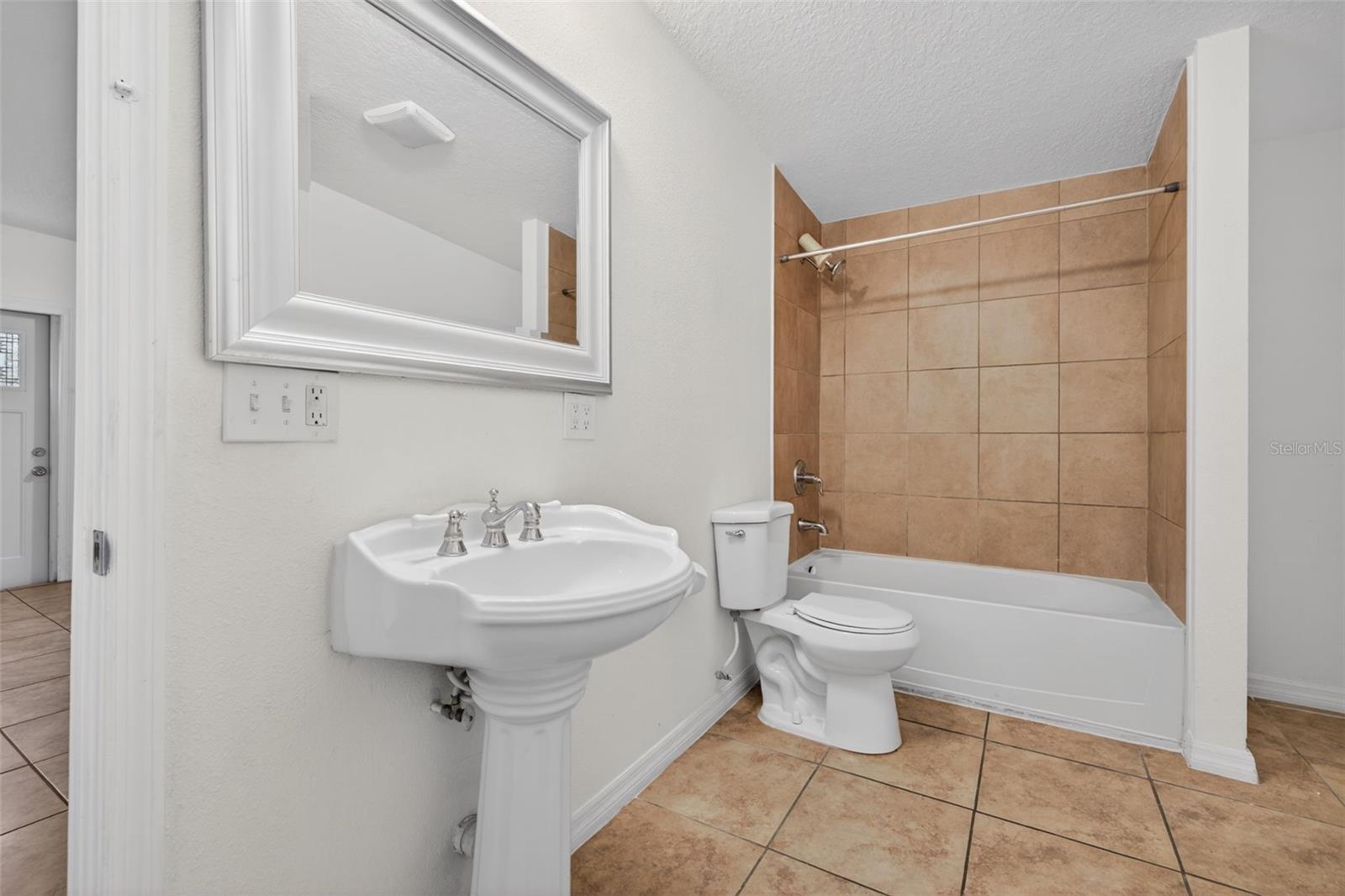 ROSEBURY PARK - Residential