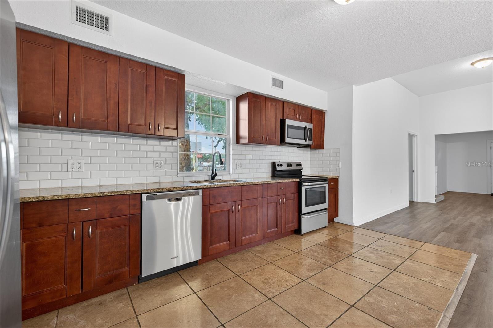 ROSEBURY PARK - Residential