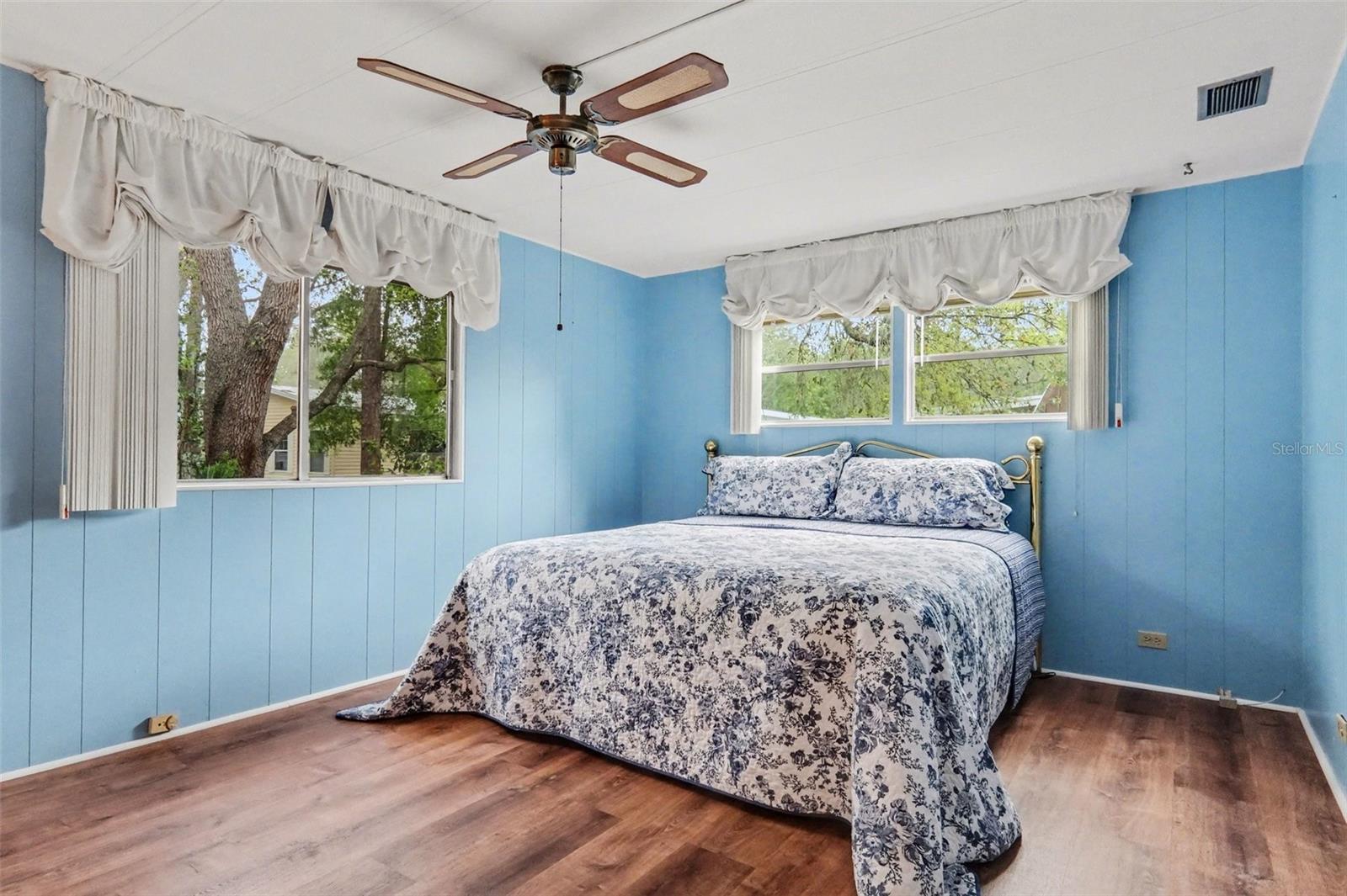 FOREST THE - Residential