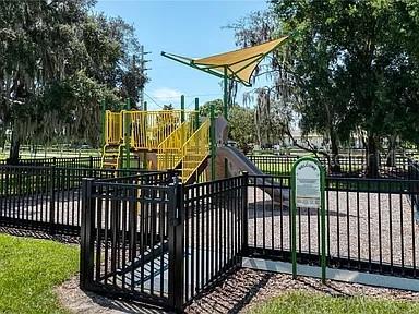 SPLIT OAK RESERVE - Residential Lease