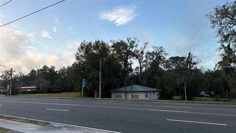 Tiny photo for 602 Hathaway Avenue, Bronson, FL 32621 (MLS # GC527270)