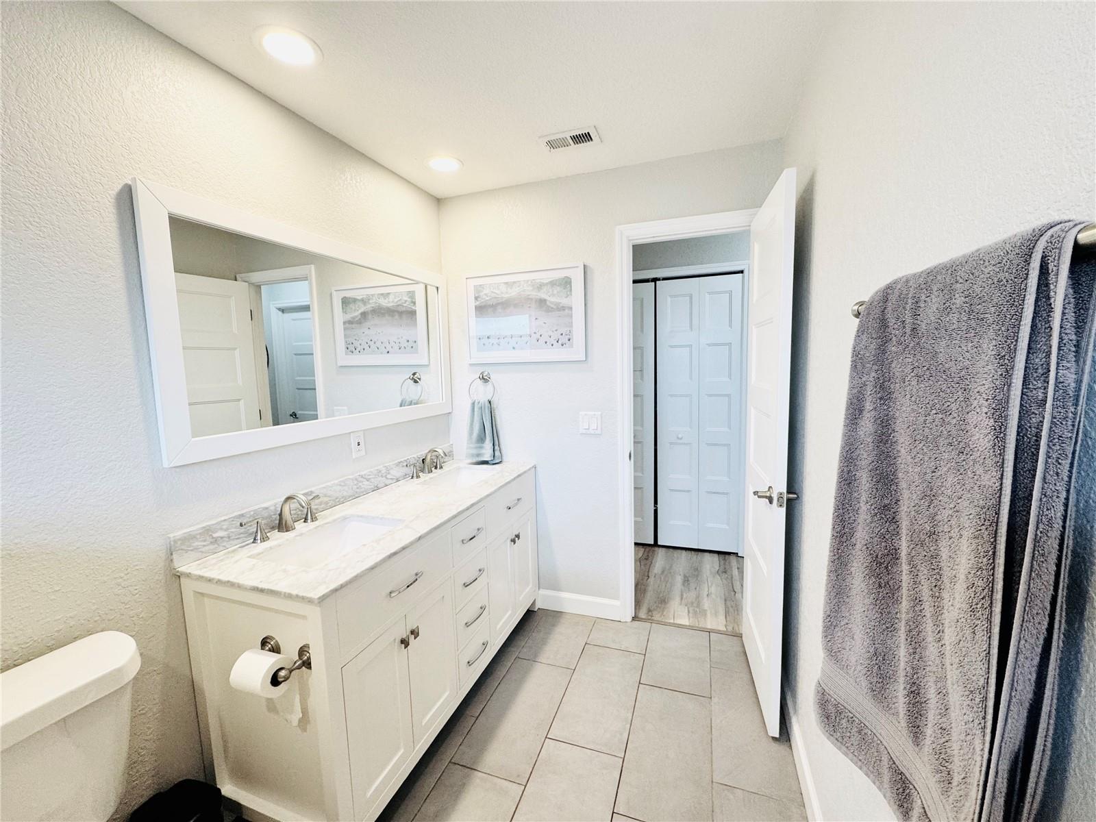 GULF GATE - Residential