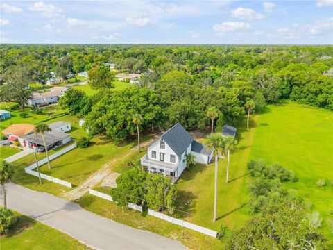 182 HOWES STREET OAK HILL FL 32759