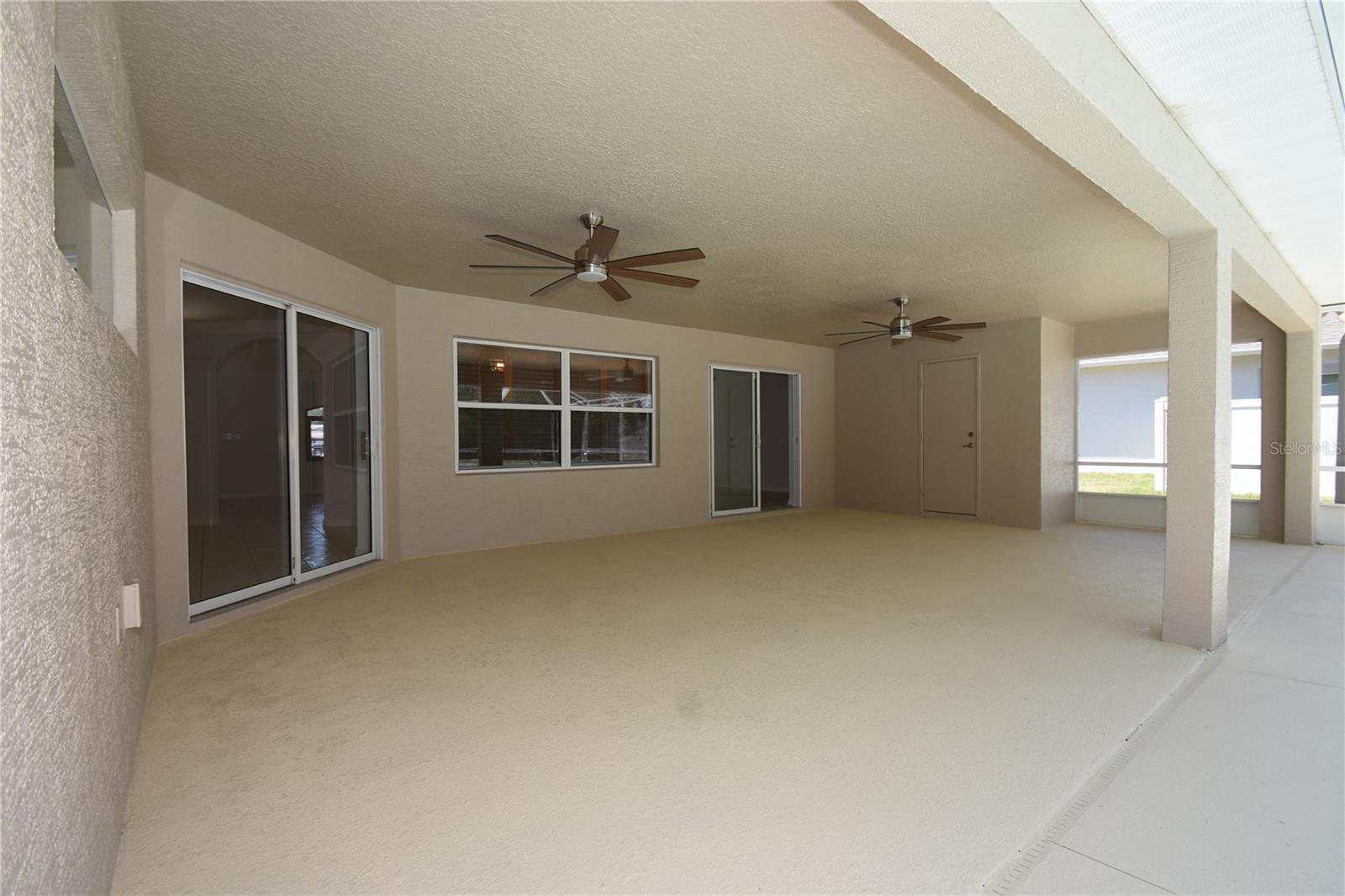 PINE LAKES - Residential