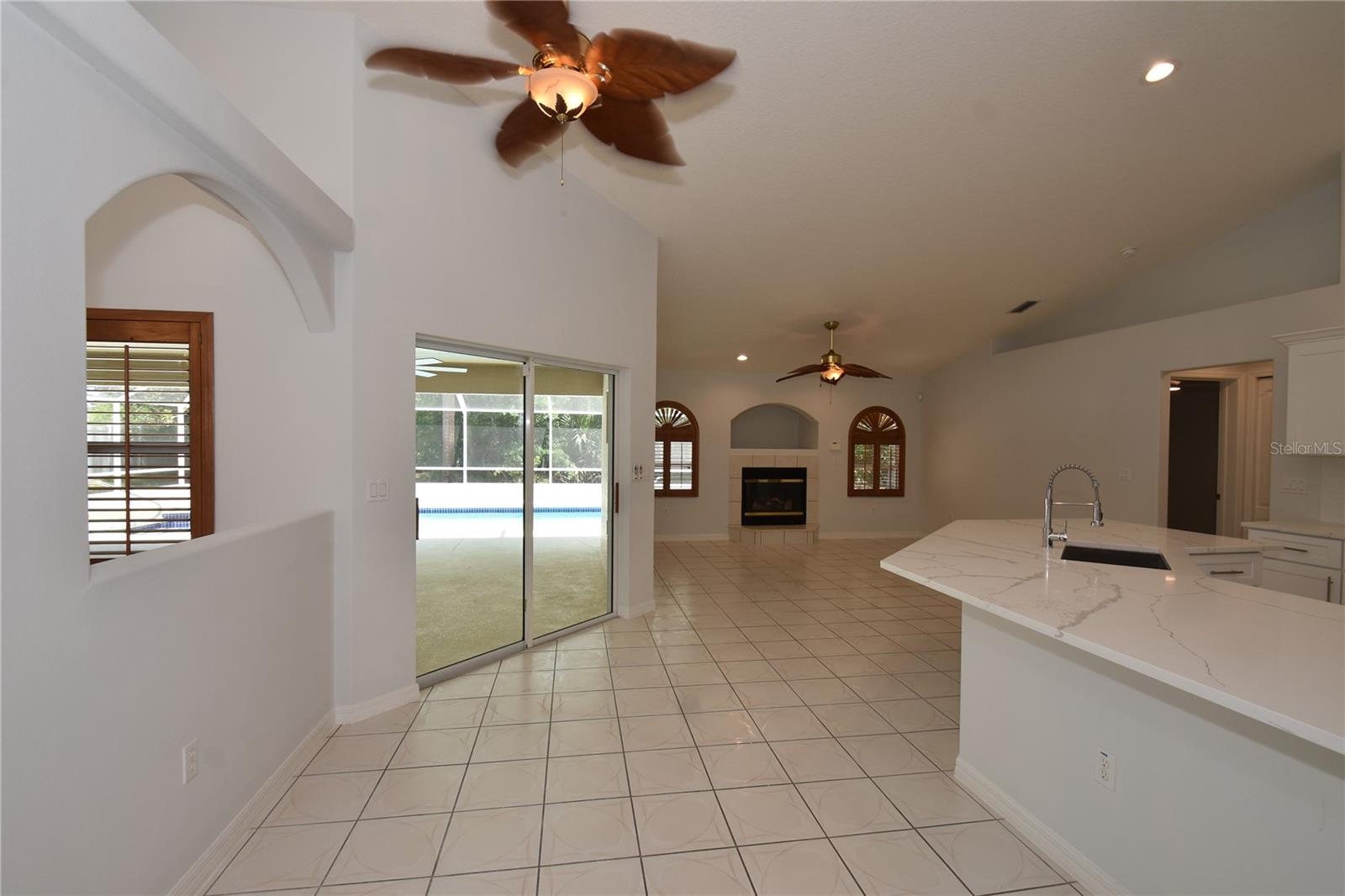PINE LAKES - Residential