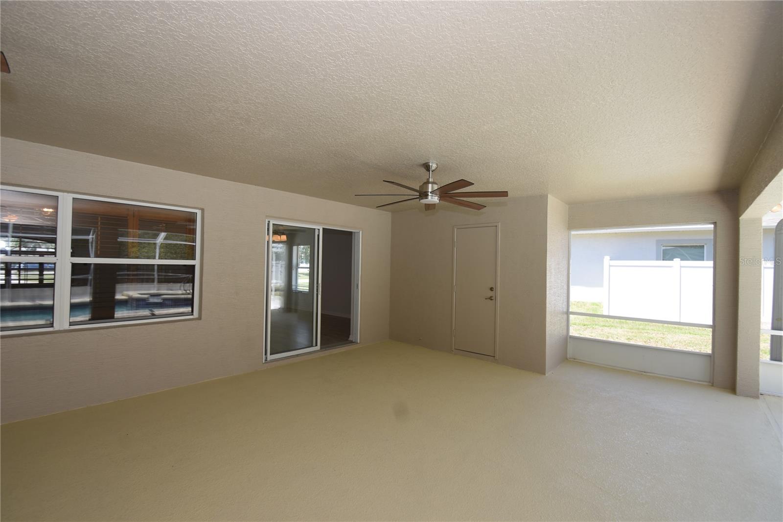 PINE LAKES - Residential