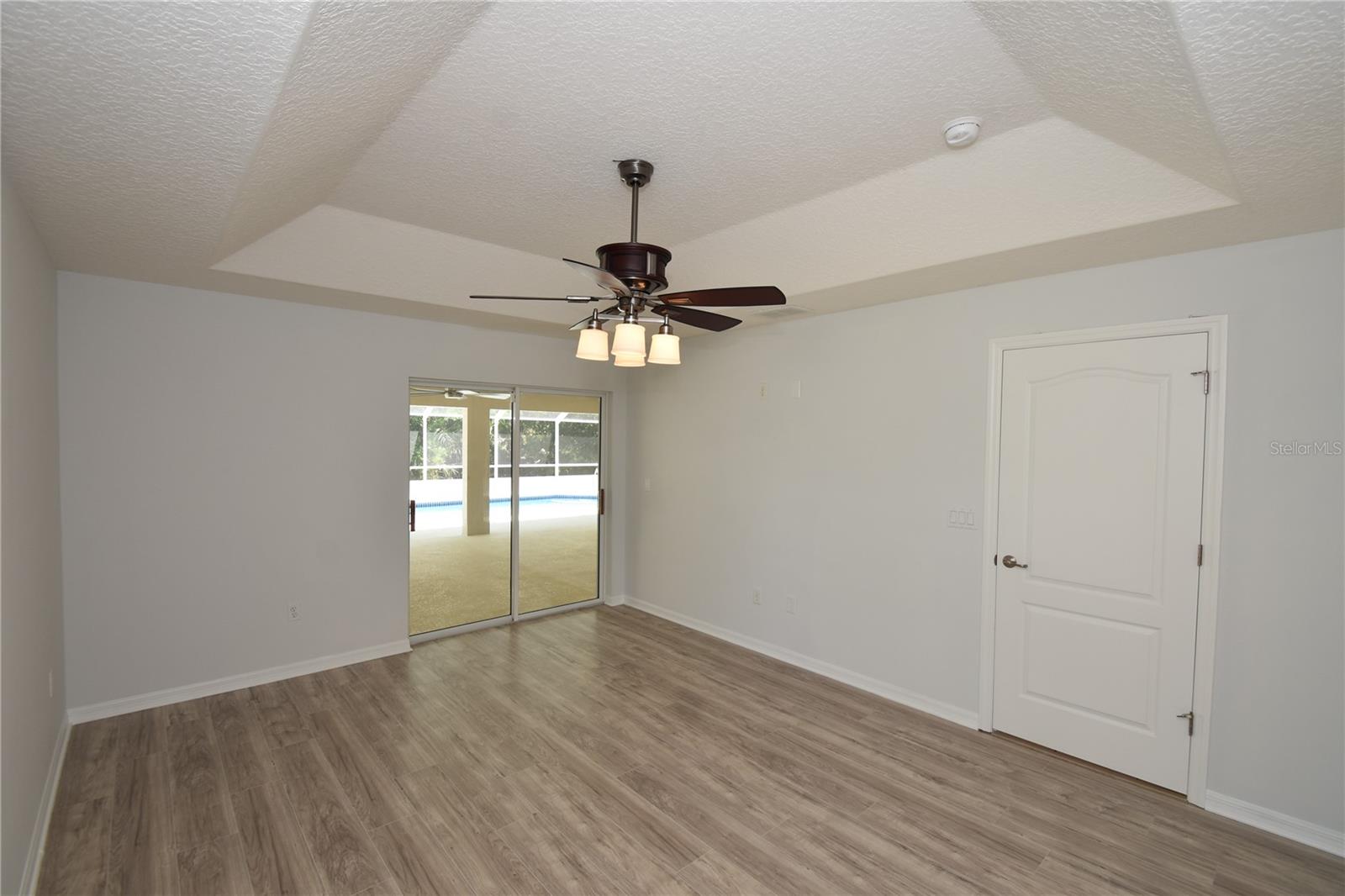 PINE LAKES - Residential