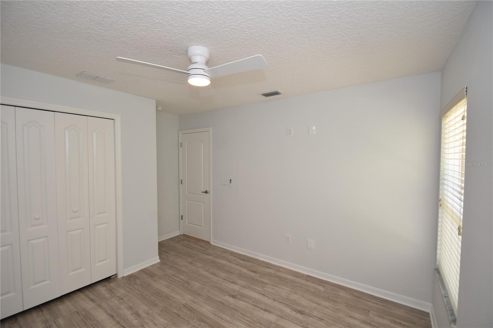 PINE LAKES - Residential