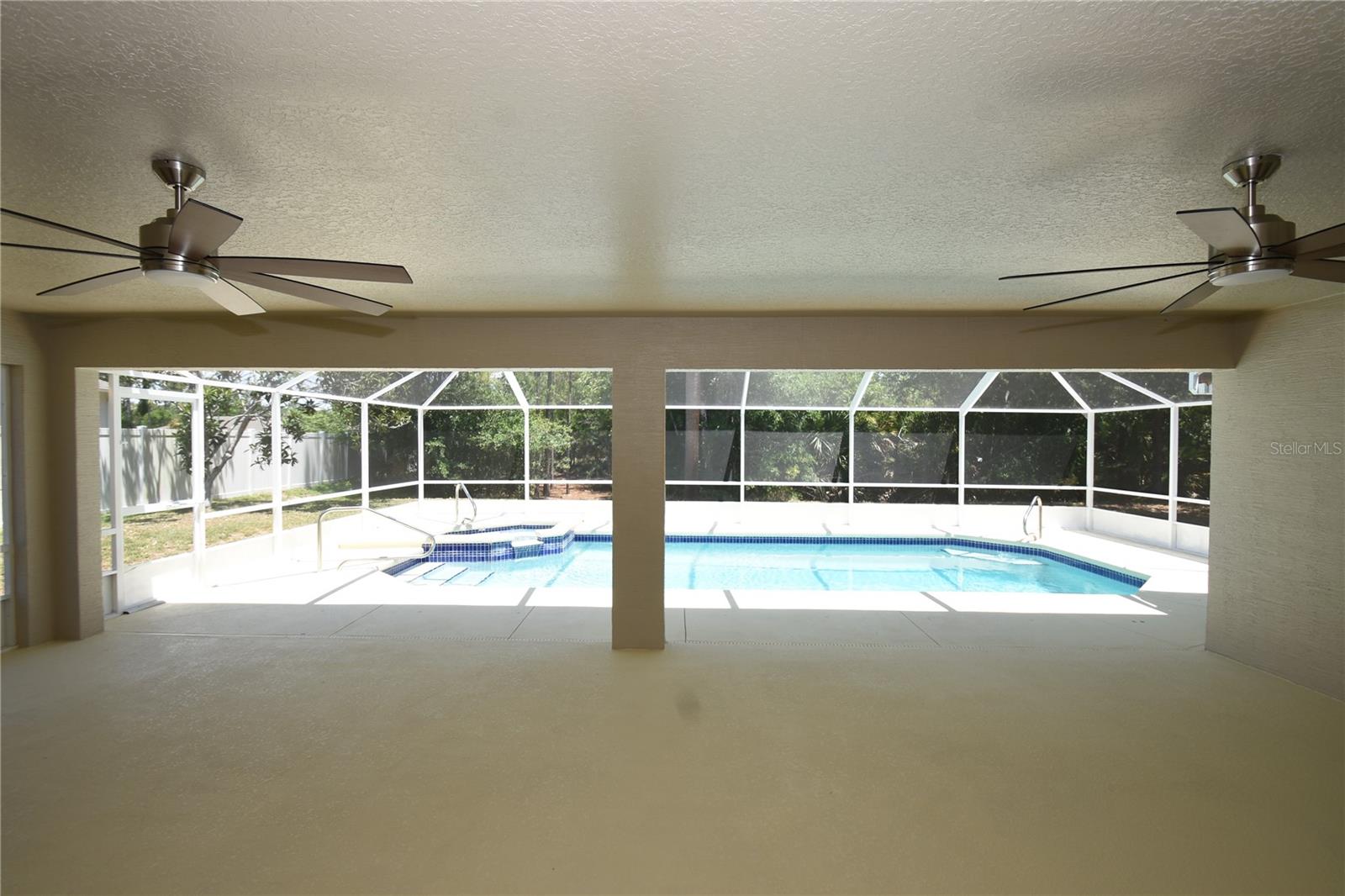 PINE LAKES - Residential