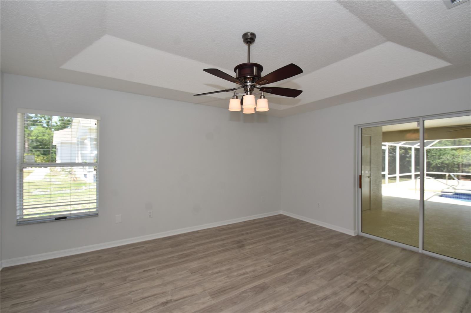 PINE LAKES - Residential