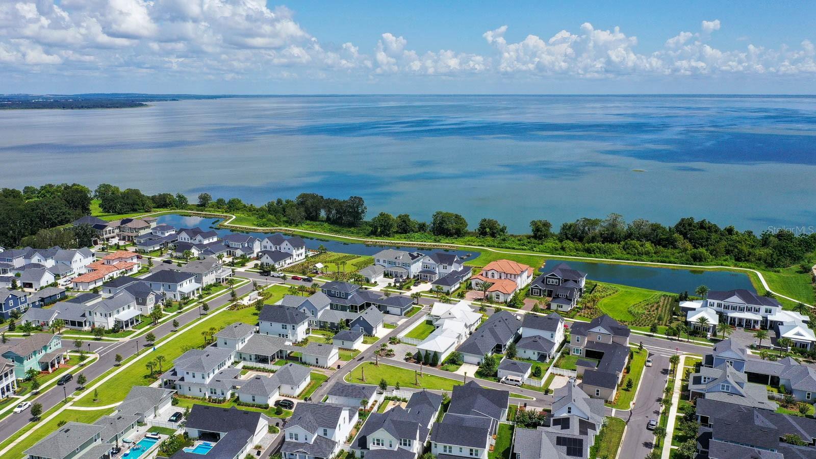 OAKLAND PK UN 7 SOUTH 112/136 LOT 175 - Residential