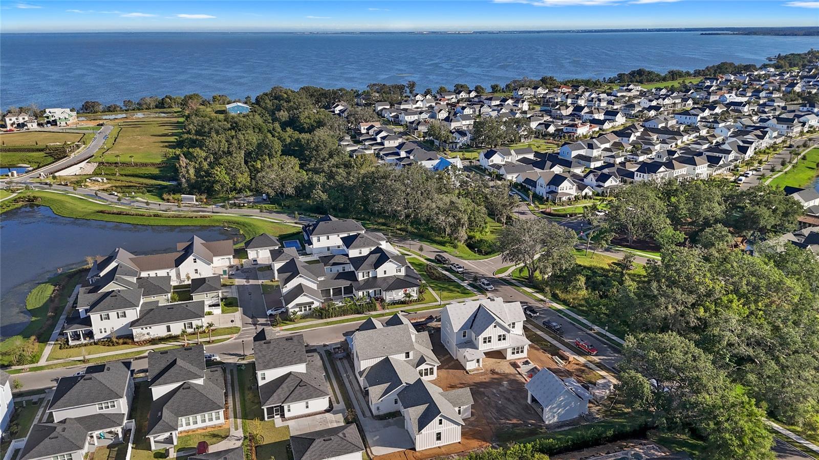 OAKLAND PK UN 7 SOUTH 112/136 LOT 175 - Residential