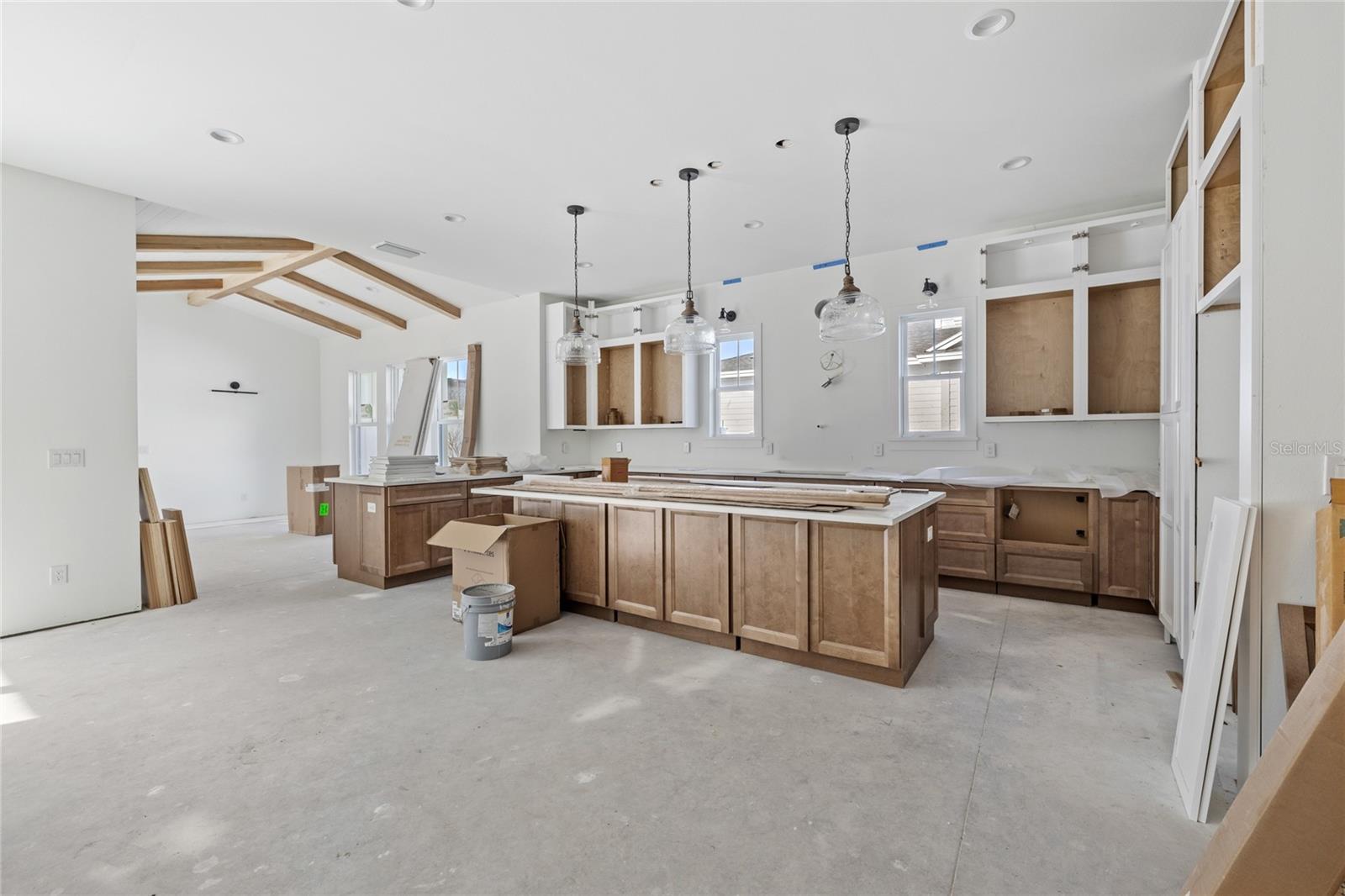 OAKLAND PK UN 7 SOUTH 112/136 LOT 175 - Residential