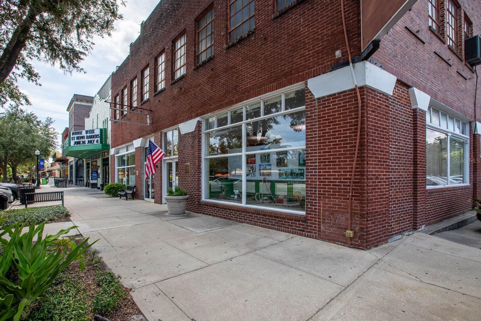 OAKLAND PK UN 7 SOUTH 112/136 LOT 175 - Residential