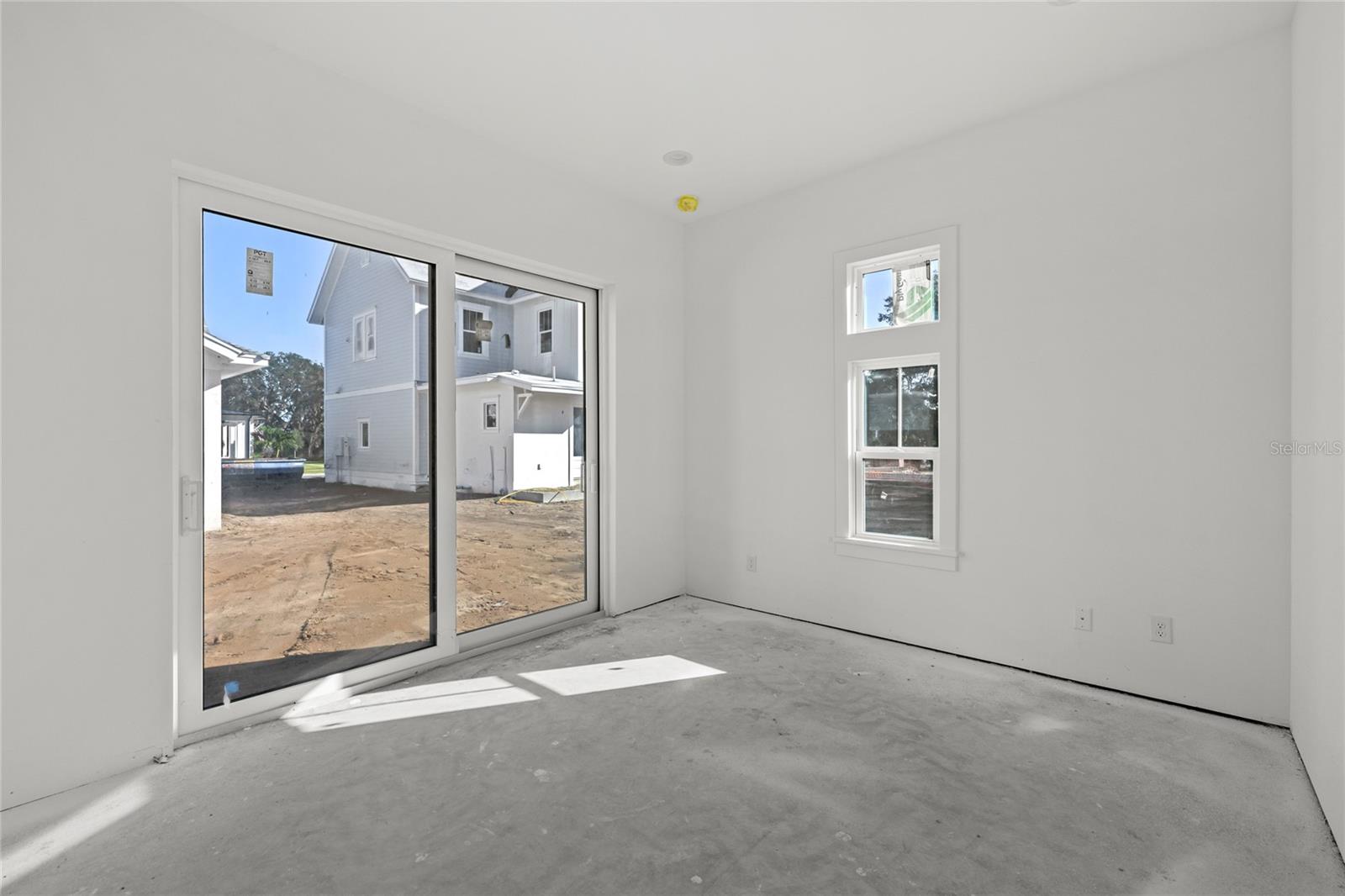 OAKLAND PK UN 7 SOUTH 112/136 LOT 175 - Residential