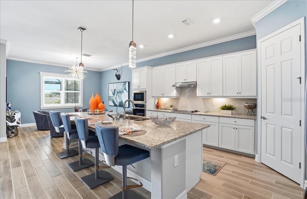 SARASOTA NATIONAL PH 13-C - Residential