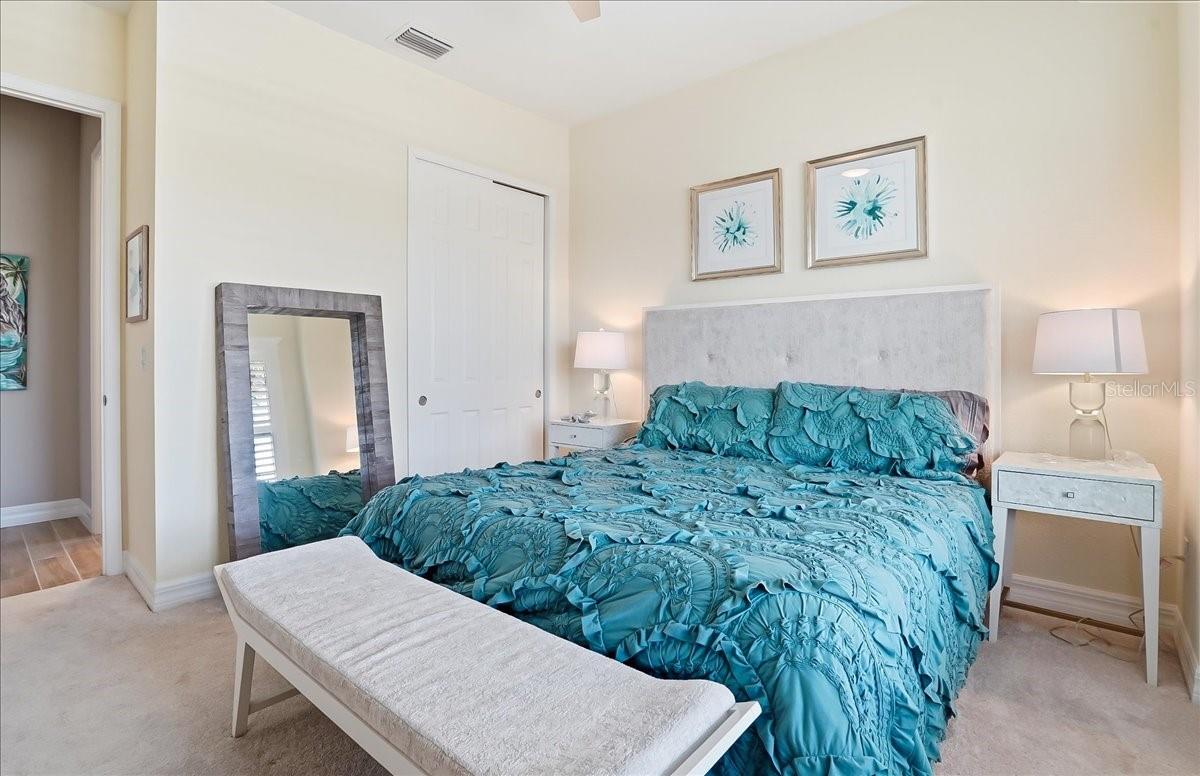 SARASOTA NATIONAL PH 13-C - Residential