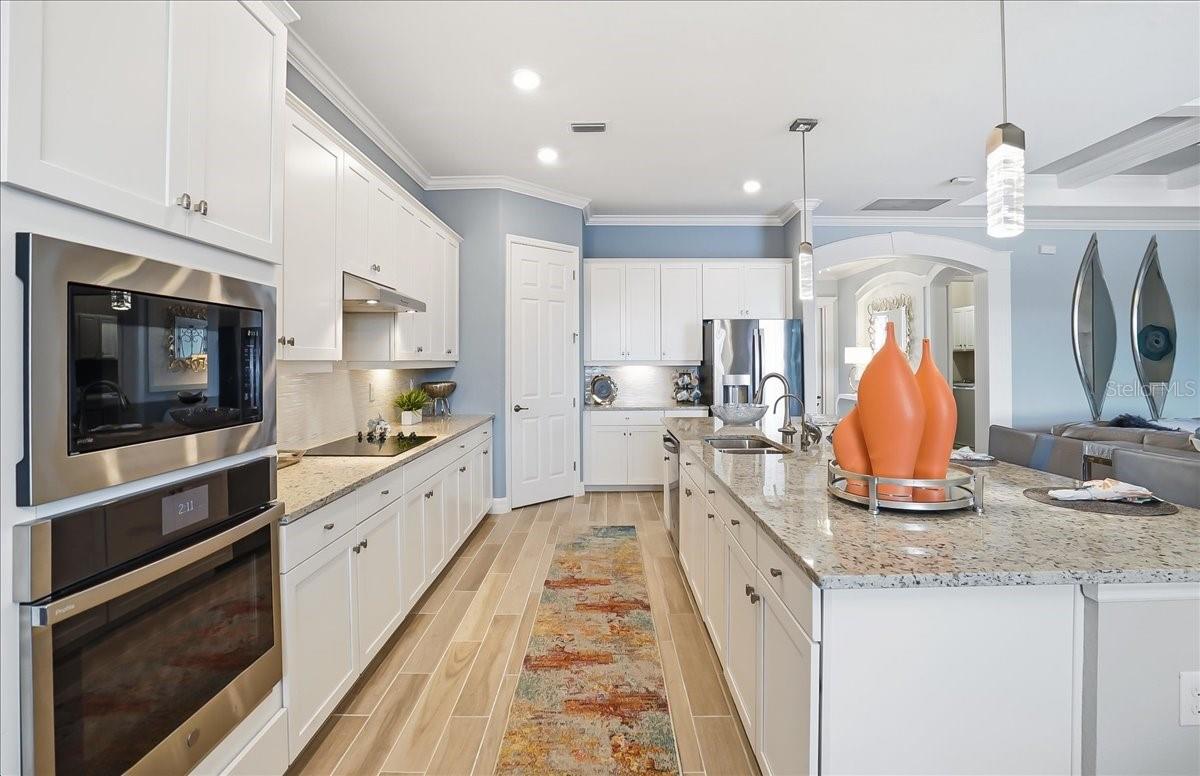 SARASOTA NATIONAL PH 13-C - Residential