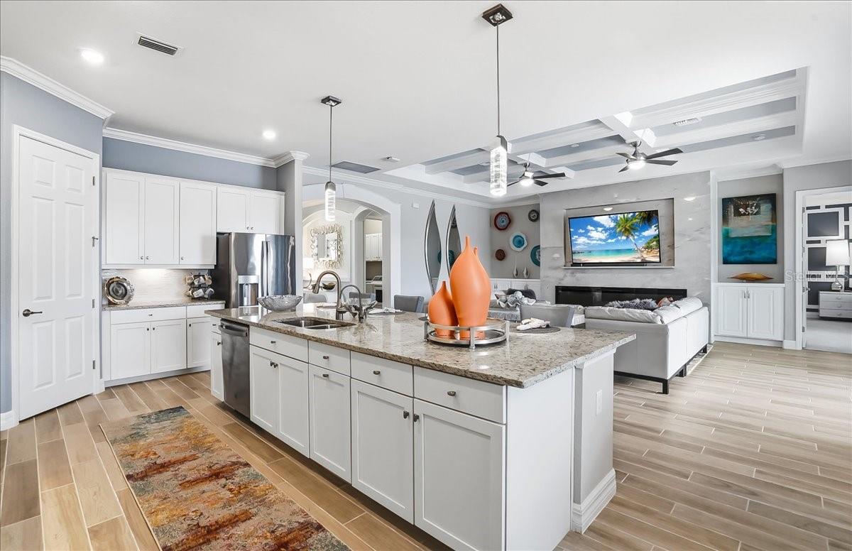 SARASOTA NATIONAL PH 13-C - Residential