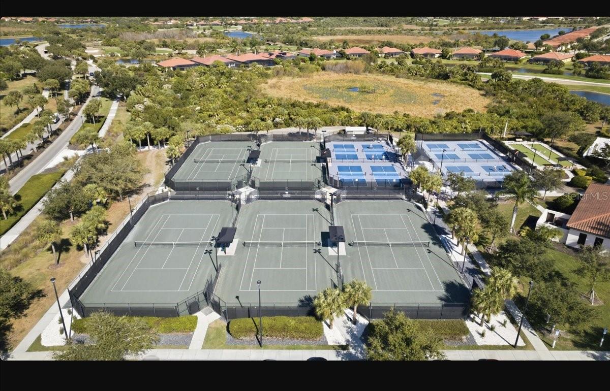 SARASOTA NATIONAL PH 13-C - Residential