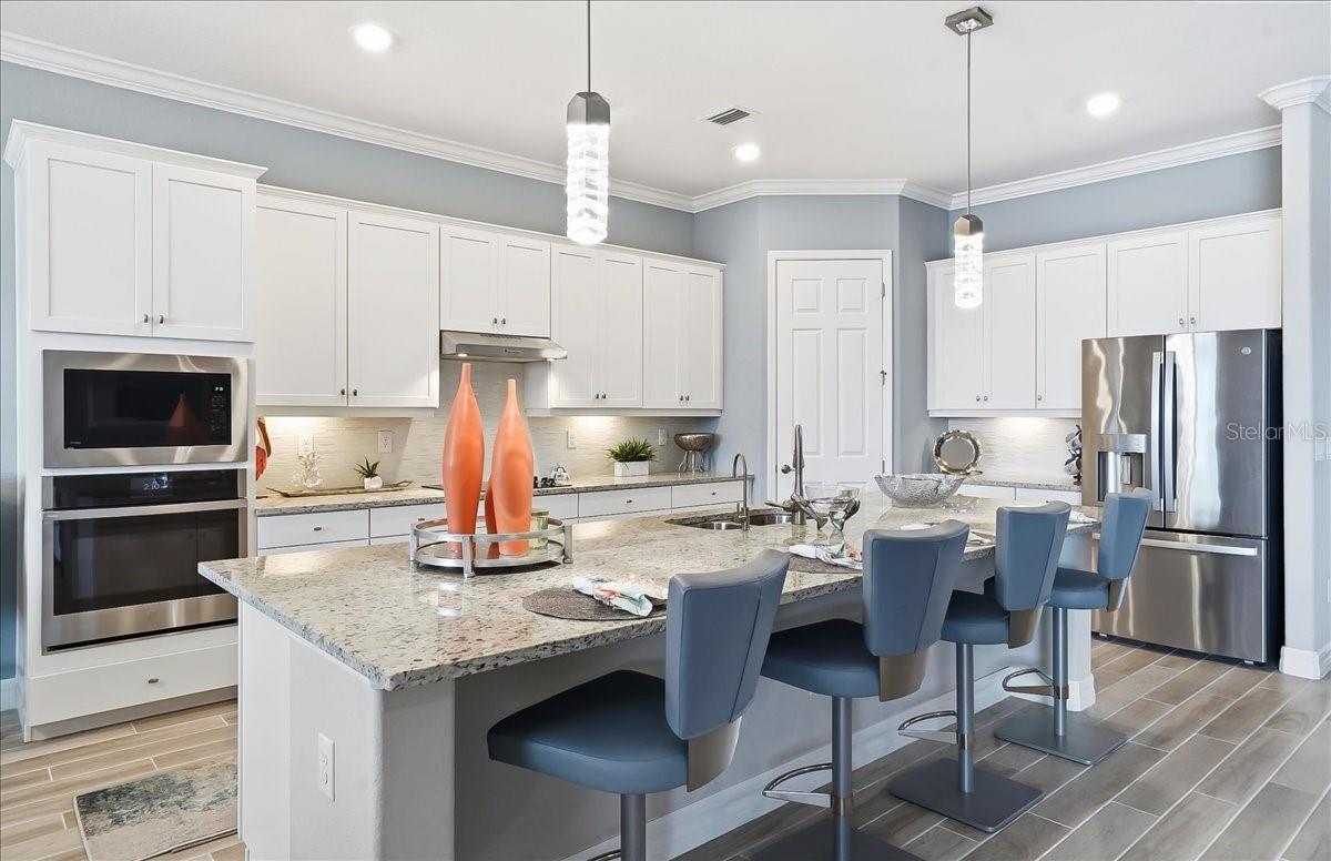 SARASOTA NATIONAL PH 13-C - Residential