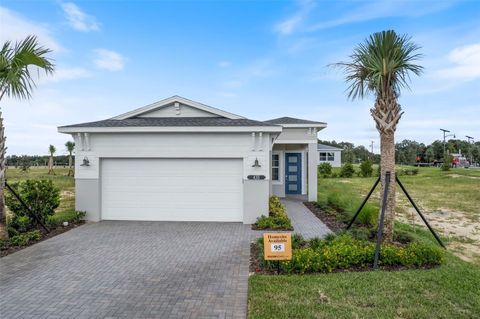Tiny photo for 435 Verona Way, Lady Lake, FL 32159 (MLS # W7880540)