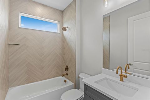 Tiny photo for 435 Verona Way, Lady Lake, FL 32159 (MLS # W7880540)