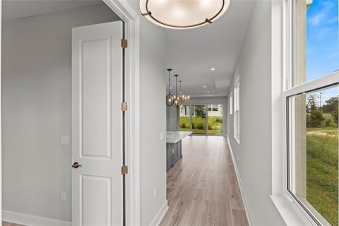 Tiny photo for 435 Verona Way, Lady Lake, FL 32159 (MLS # W7880540)