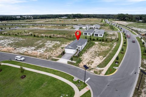 Tiny photo for 435 Verona Way, Lady Lake, FL 32159 (MLS # W7880540)