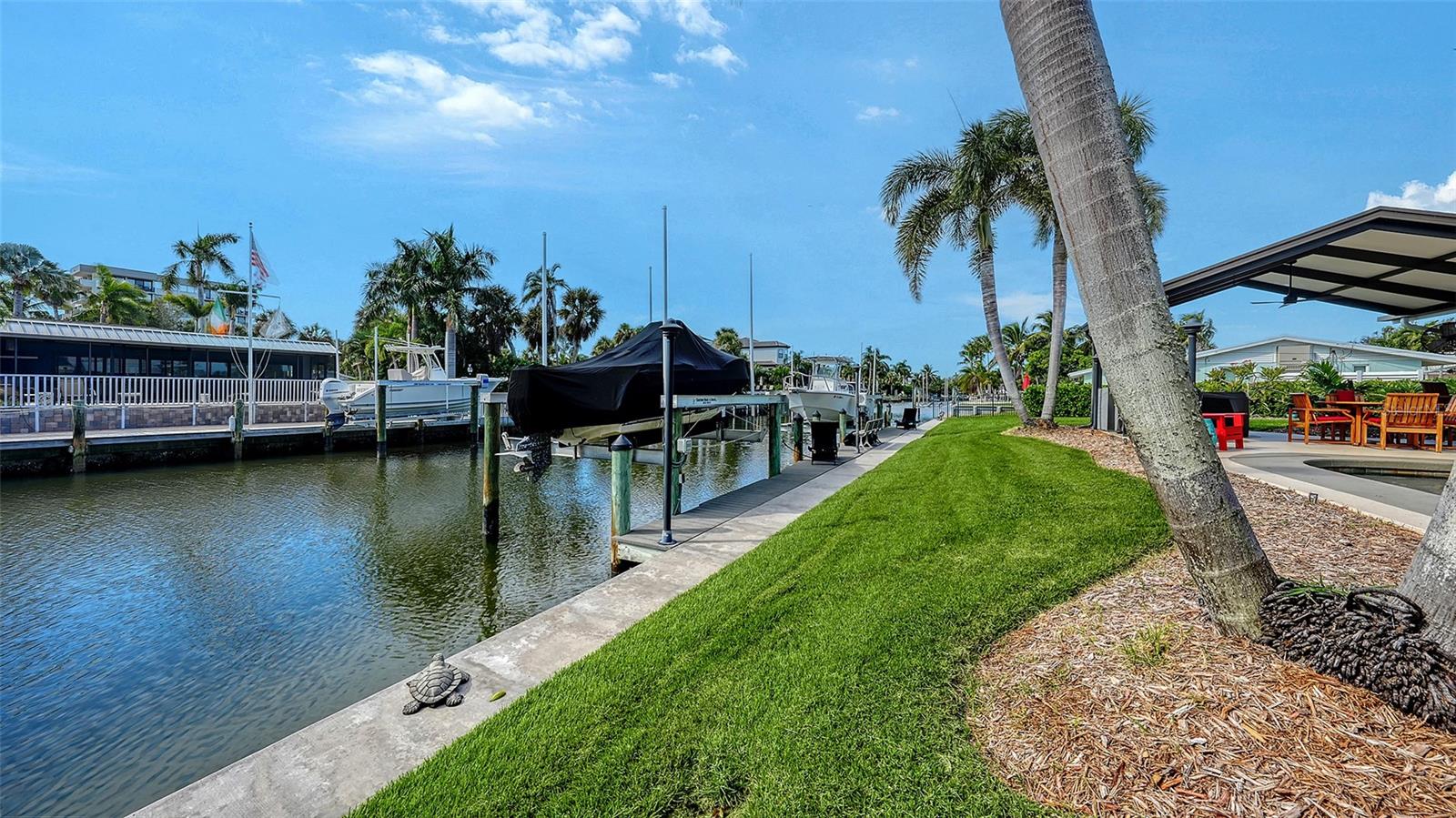 SIESTA ISLES - Residential