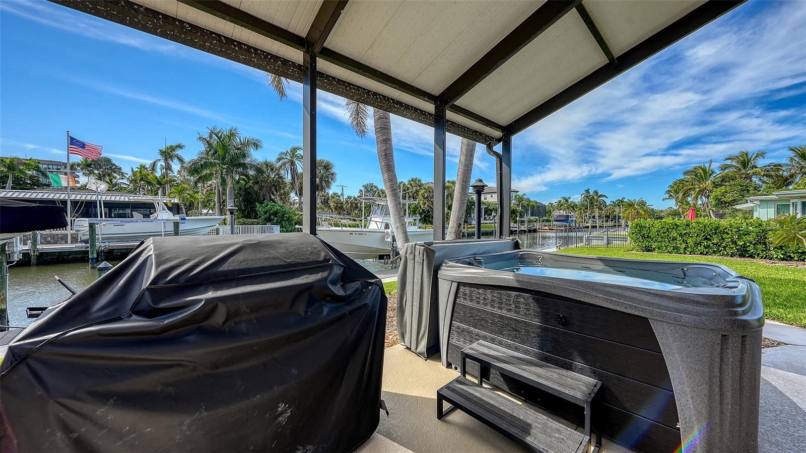 SIESTA ISLES - Residential