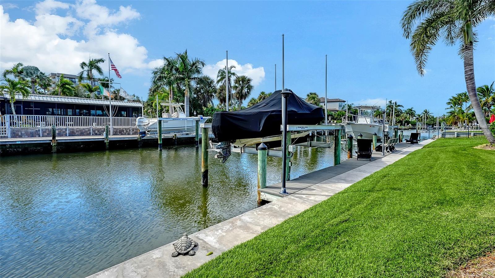 SIESTA ISLES - Residential