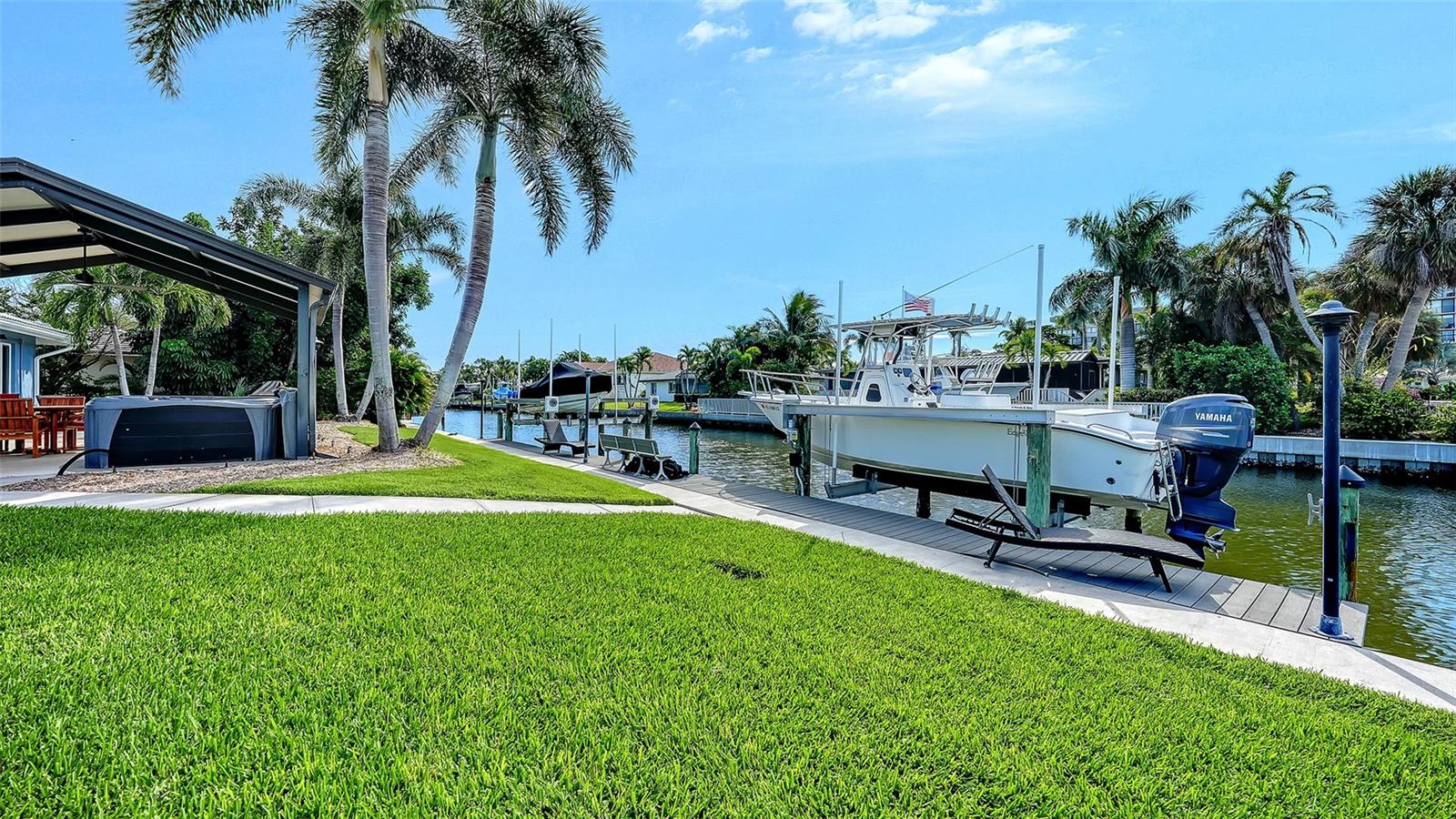 SIESTA ISLES - Residential