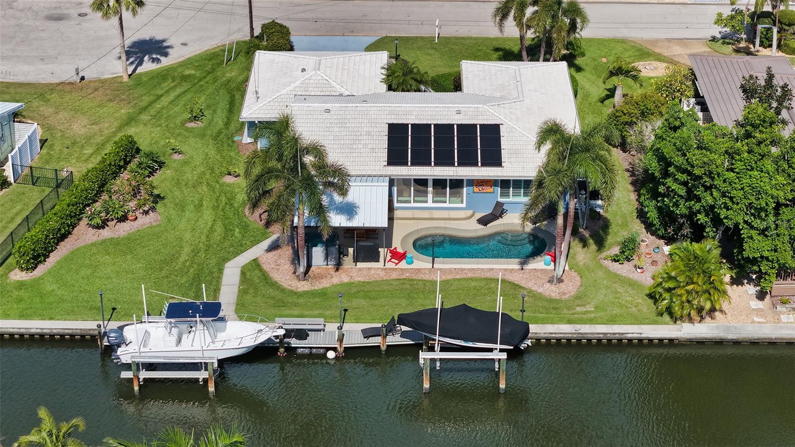 SIESTA ISLES - Residential