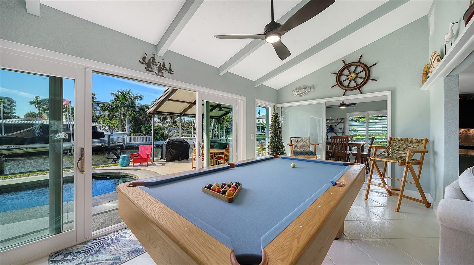 SIESTA ISLES - Residential