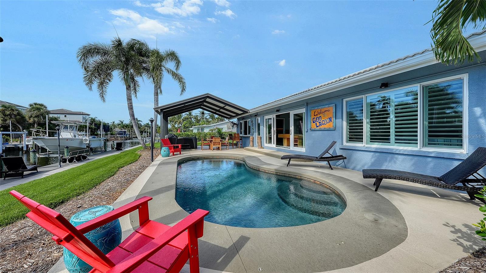 SIESTA ISLES - Residential