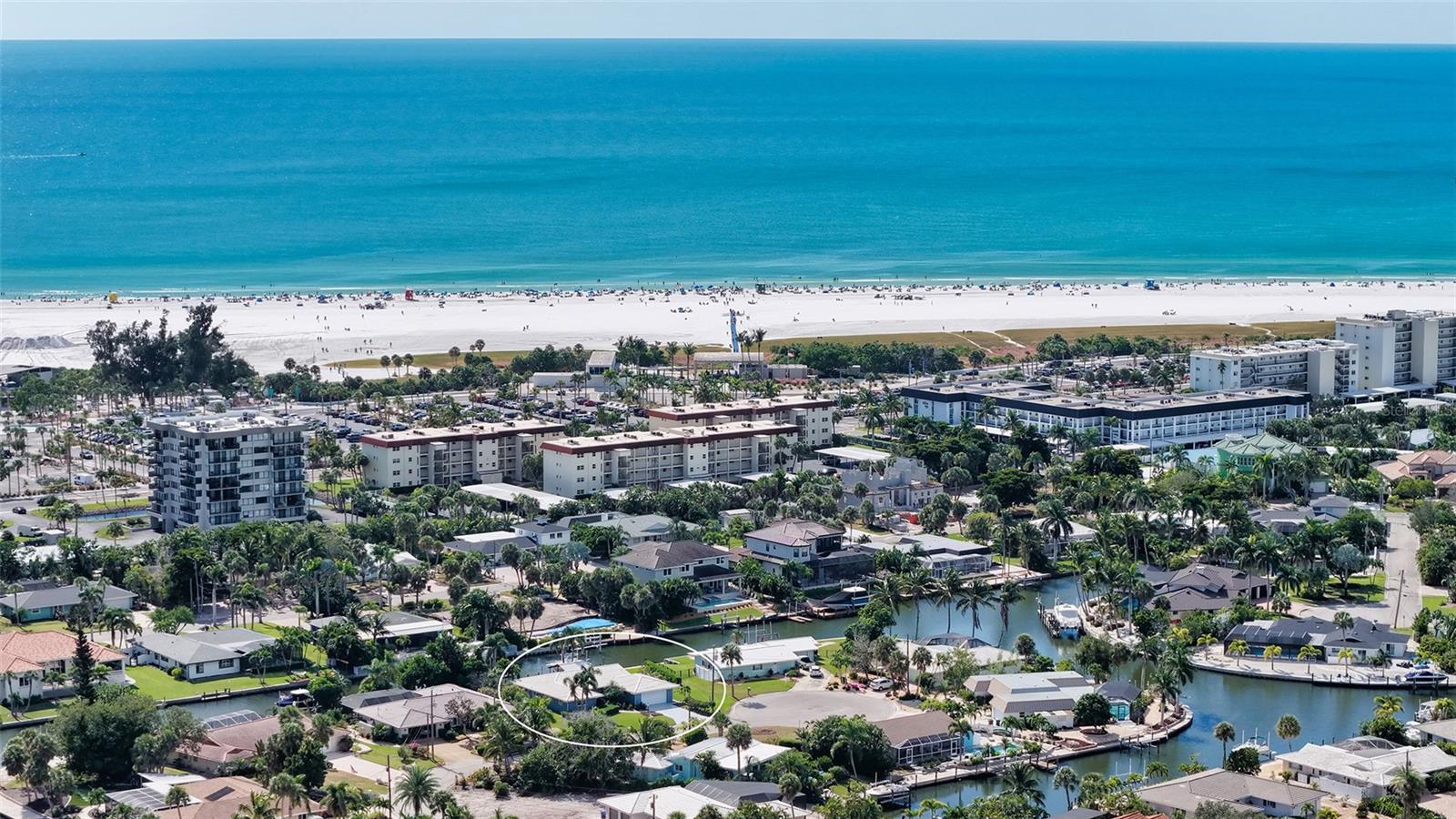 SIESTA ISLES - Residential