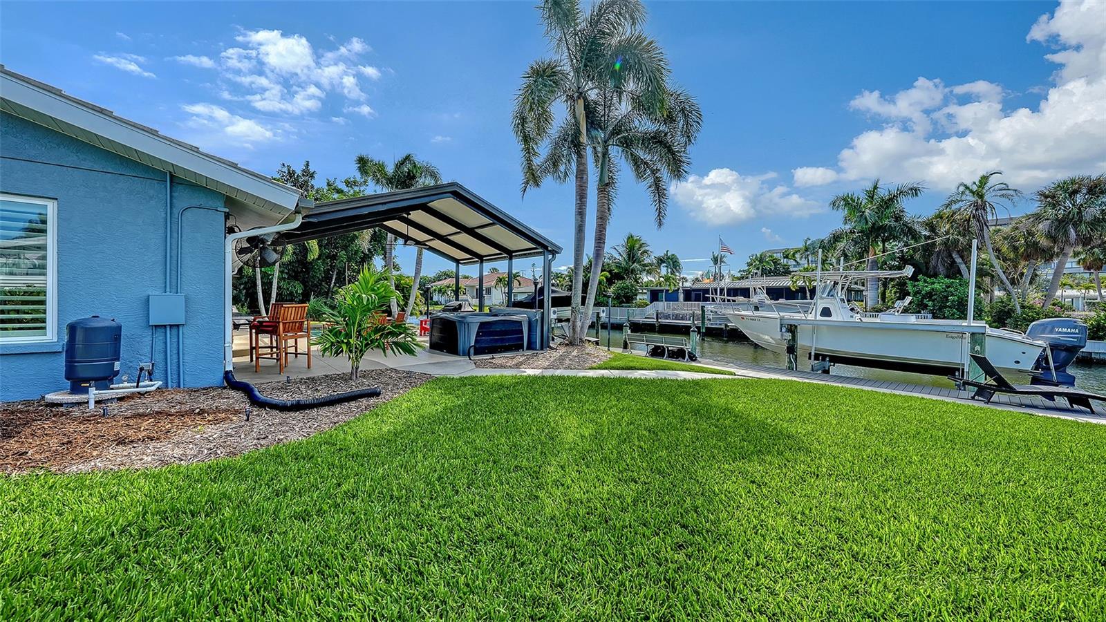 SIESTA ISLES - Residential