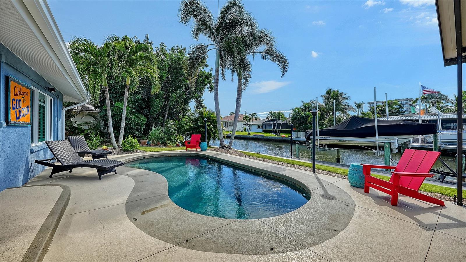 SIESTA ISLES - Residential