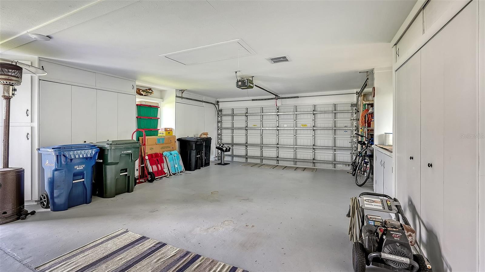 SIESTA ISLES - Residential