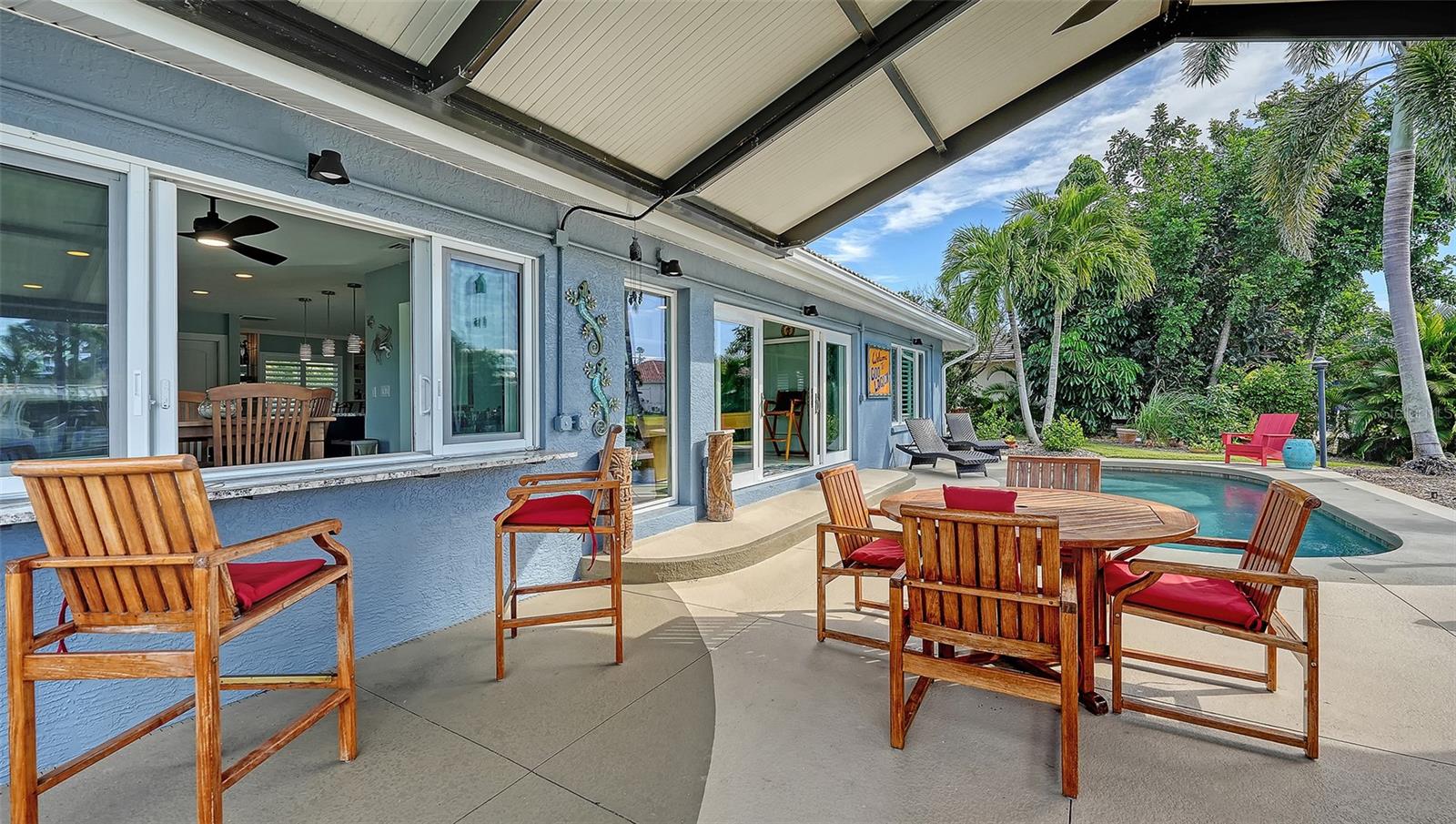 SIESTA ISLES - Residential