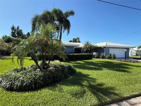 Photo of 5569 Contento Drive, Sarasota, FL 34242 (MLS # A4670108)